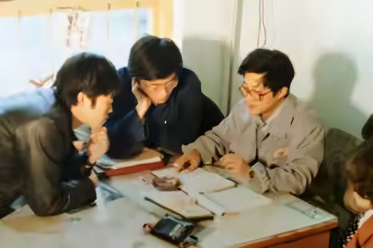 他26岁辞职创业，将企业做到世界500强，却把公司交给国家，为啥