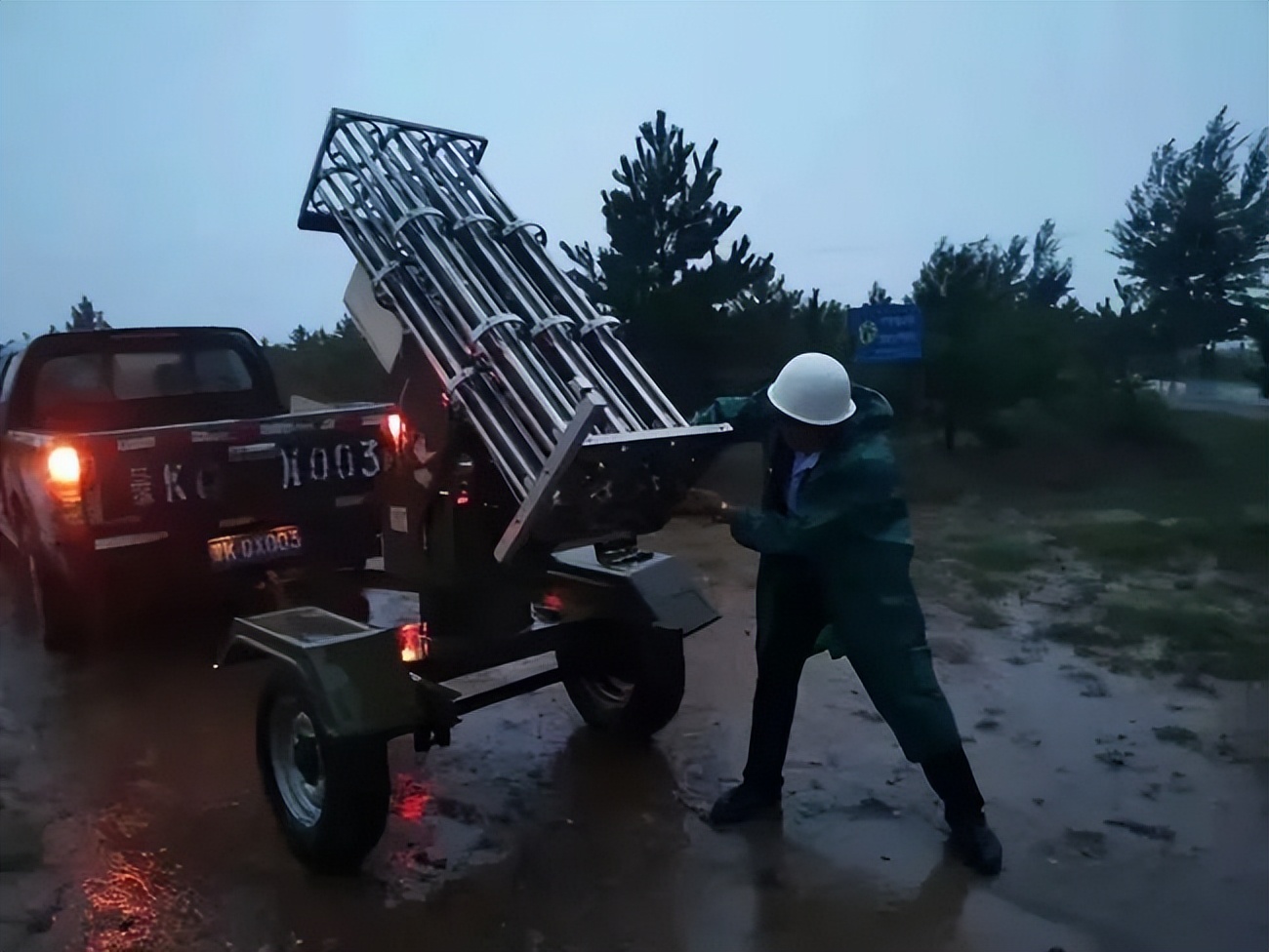 农业局采购警棍背心？他们还买过驱逐舰你知道吗