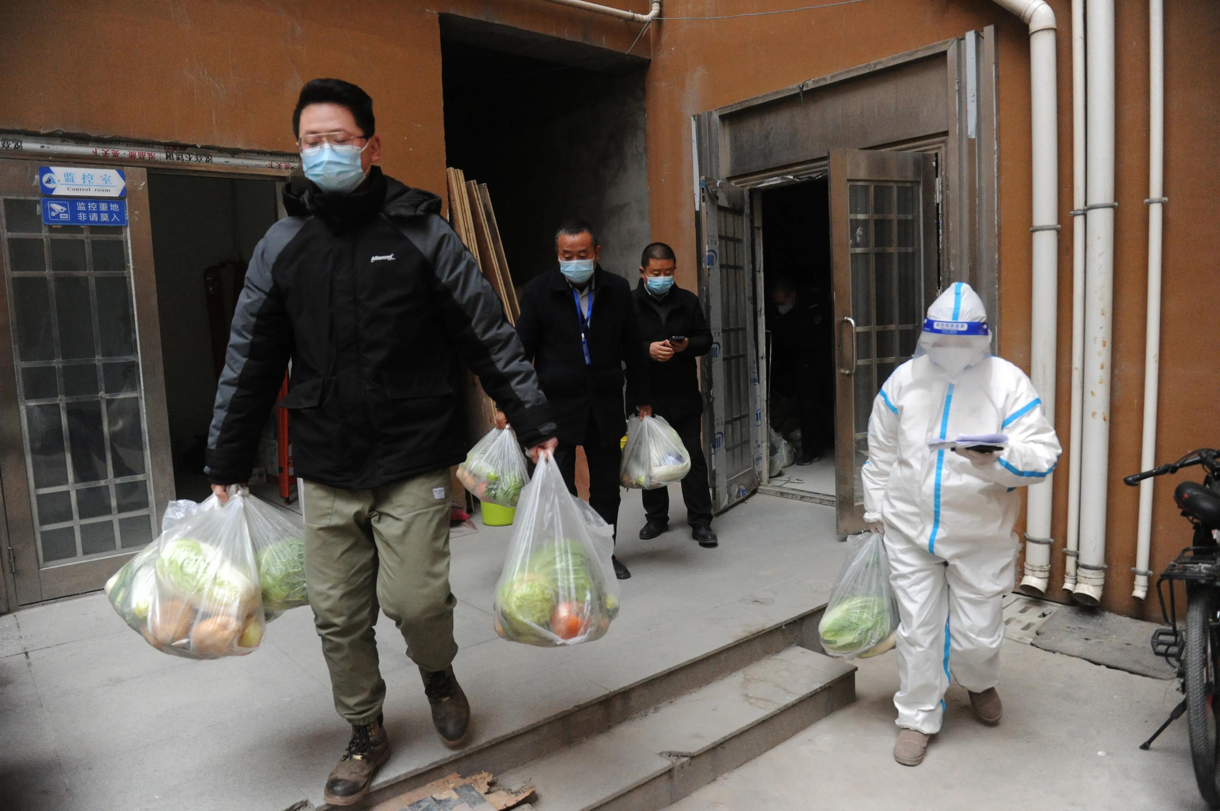 西安管控了饭菜怎么办,西安管控的小区吃饭问题怎么解决