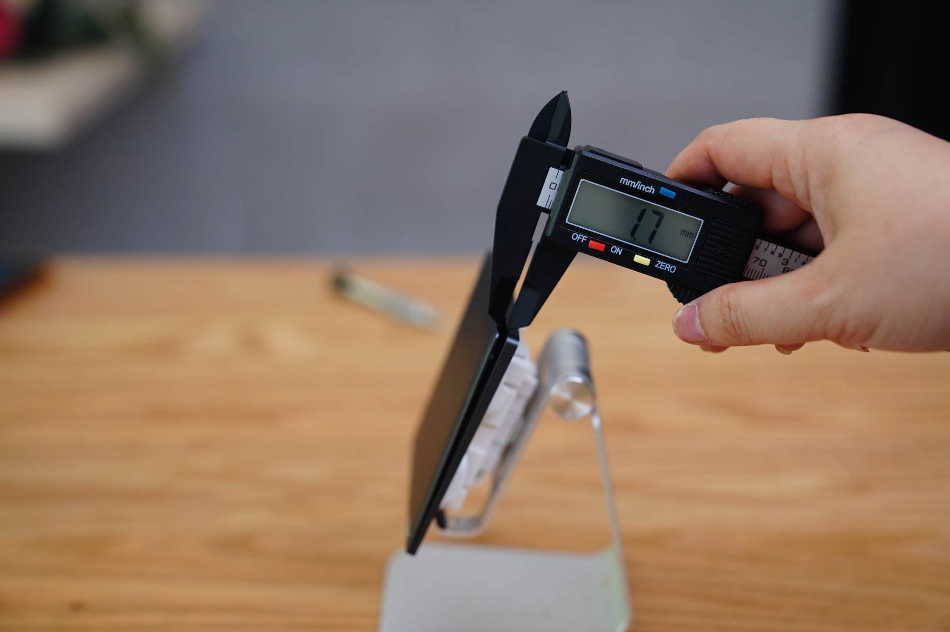 多层插座怎么拆,开关插座简装布置