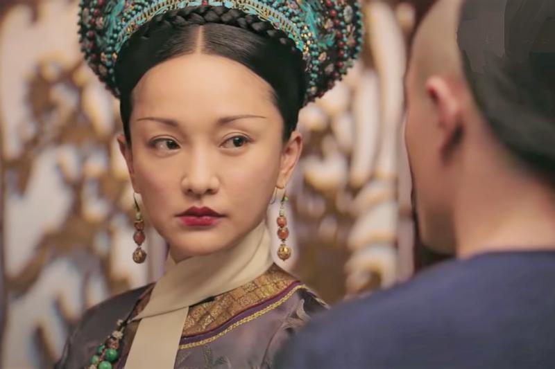 蔡少芬和周迅演的是同一个人吗,蔡少芬和周迅谁咖位比较大