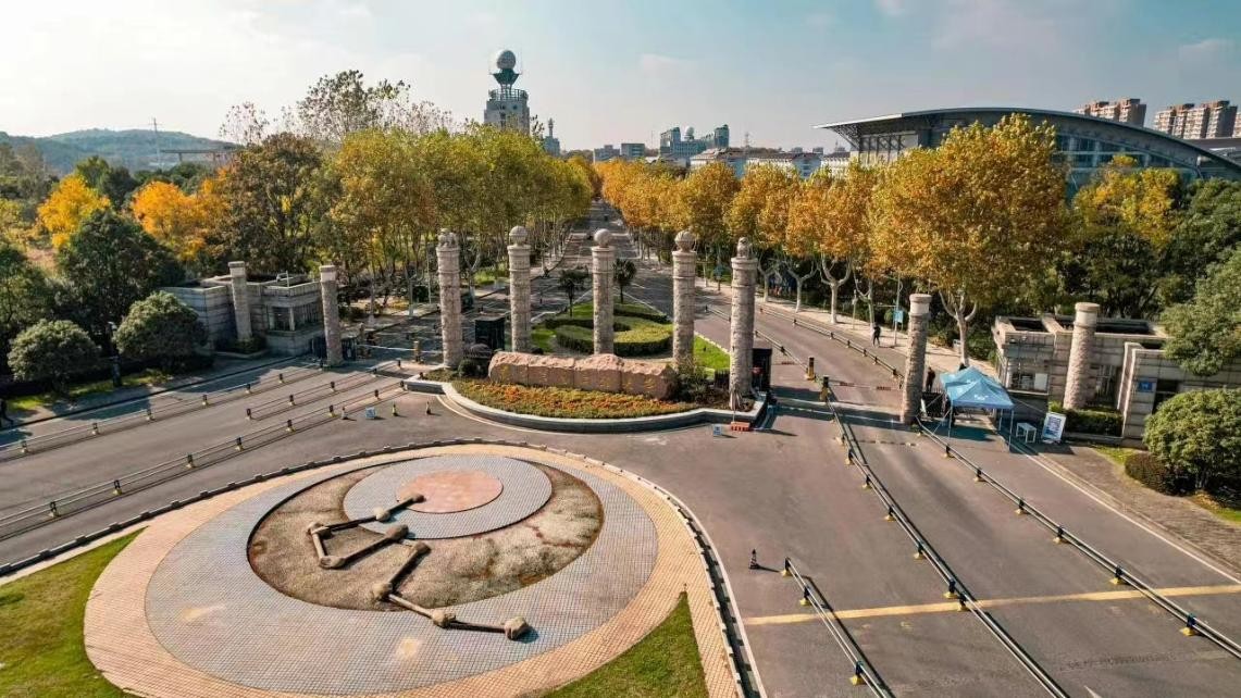 名校高校毕业生就业,应届生就业率最高的专业岗位