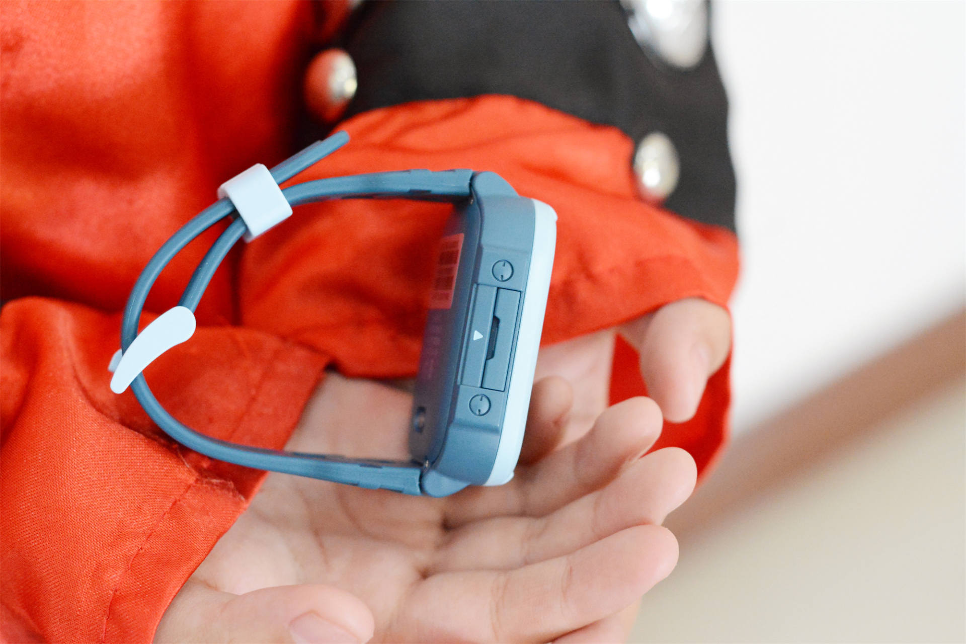 36010x儿童电话手表定位评测,3608x儿童电话手表有定位吗