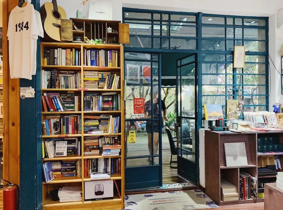 灏忓竷鎽勫奖鍥㈤槦,灏忓竷鎽勫奖