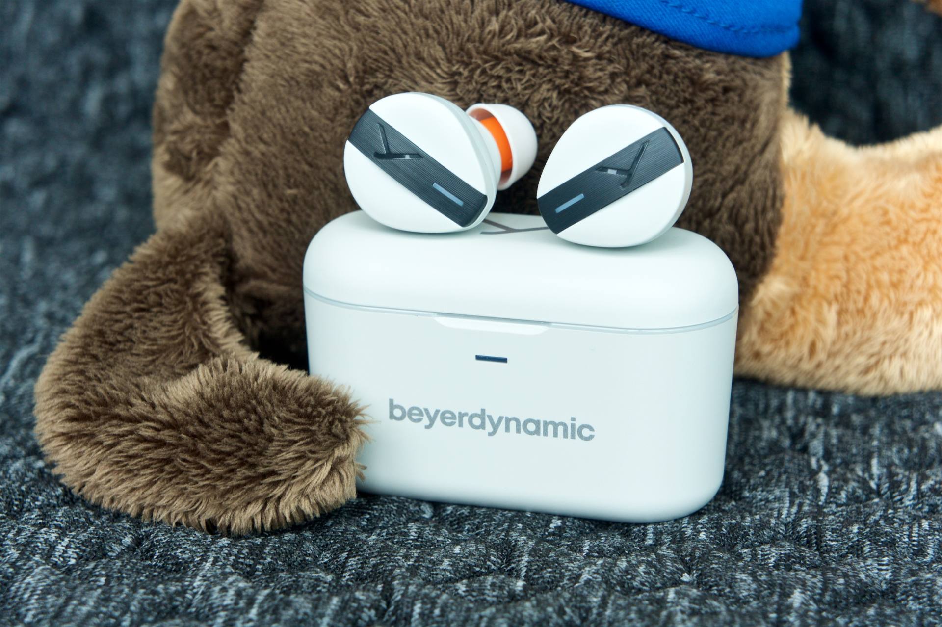 拜雅freebyrd怎样,拜雅FREEBYRD降噪耳机