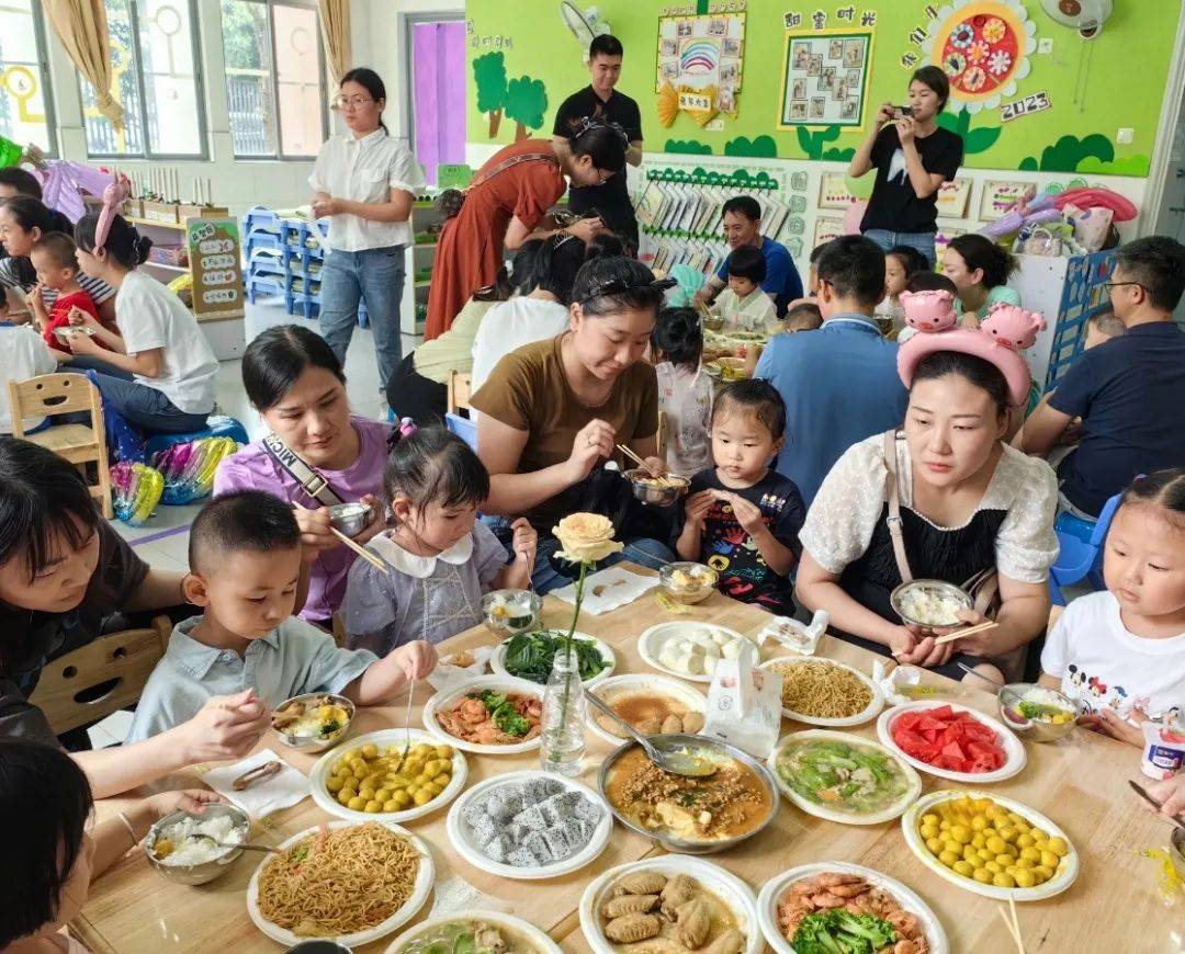 六一城厢幼儿园活动,幼儿园六一游园活动梦想小舞台