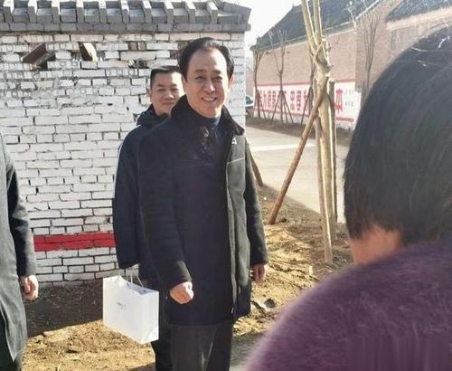 恒大老板许家印如何起家,恒大许家印靠什么发家