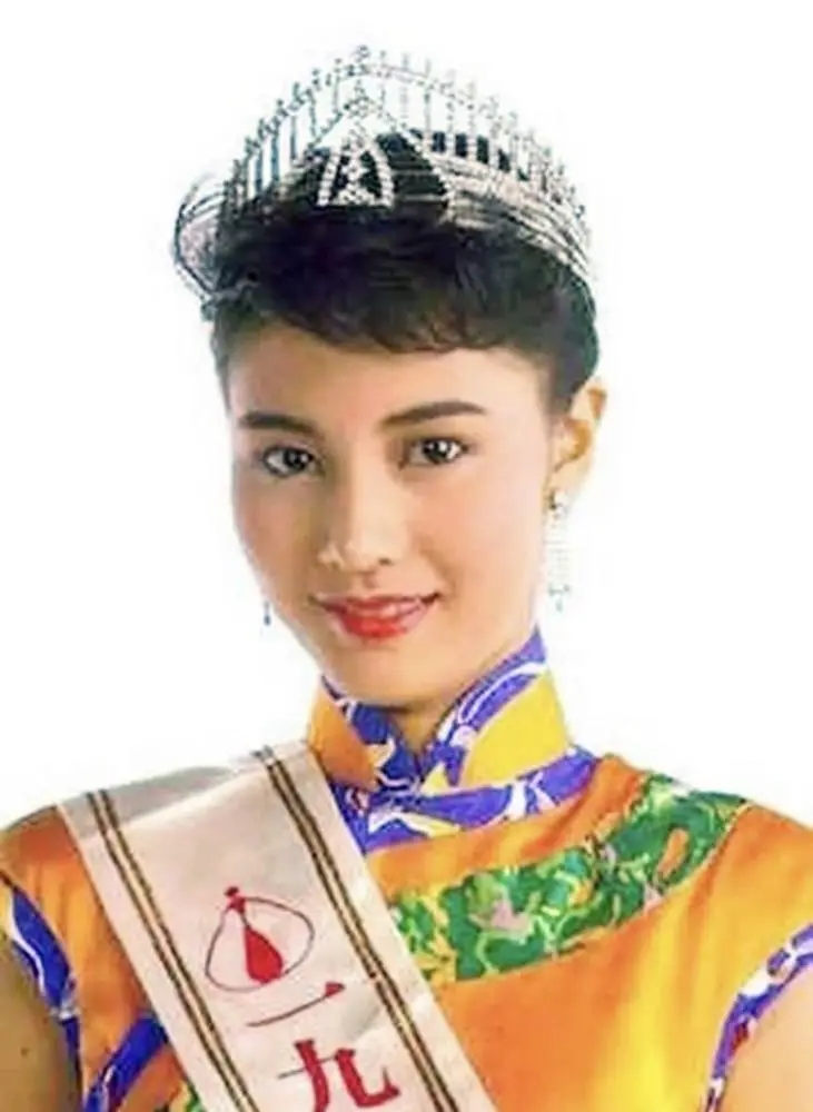 香港绝世美人李嘉欣,李嘉欣48岁美貌如初