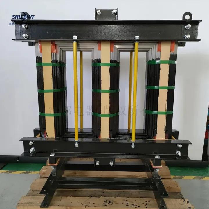 变压器铁芯电流过大,变压器套管常见故障及检修技巧