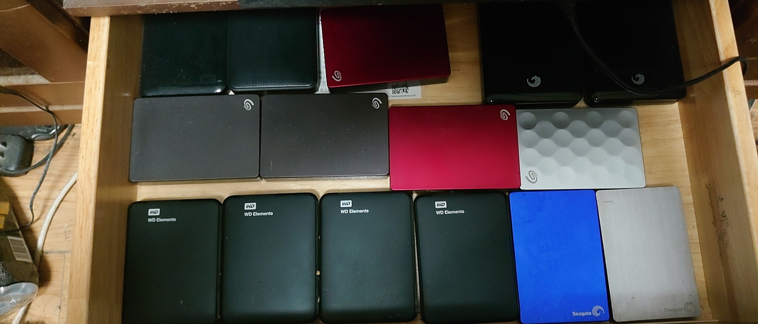 成为重度日漫迷后要做的第一件事情，就是买硬盘