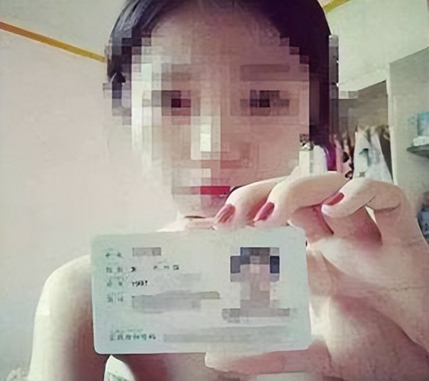 裸条借贷事件中00后女大学生为什么接受「高利贷」并且拍裸照