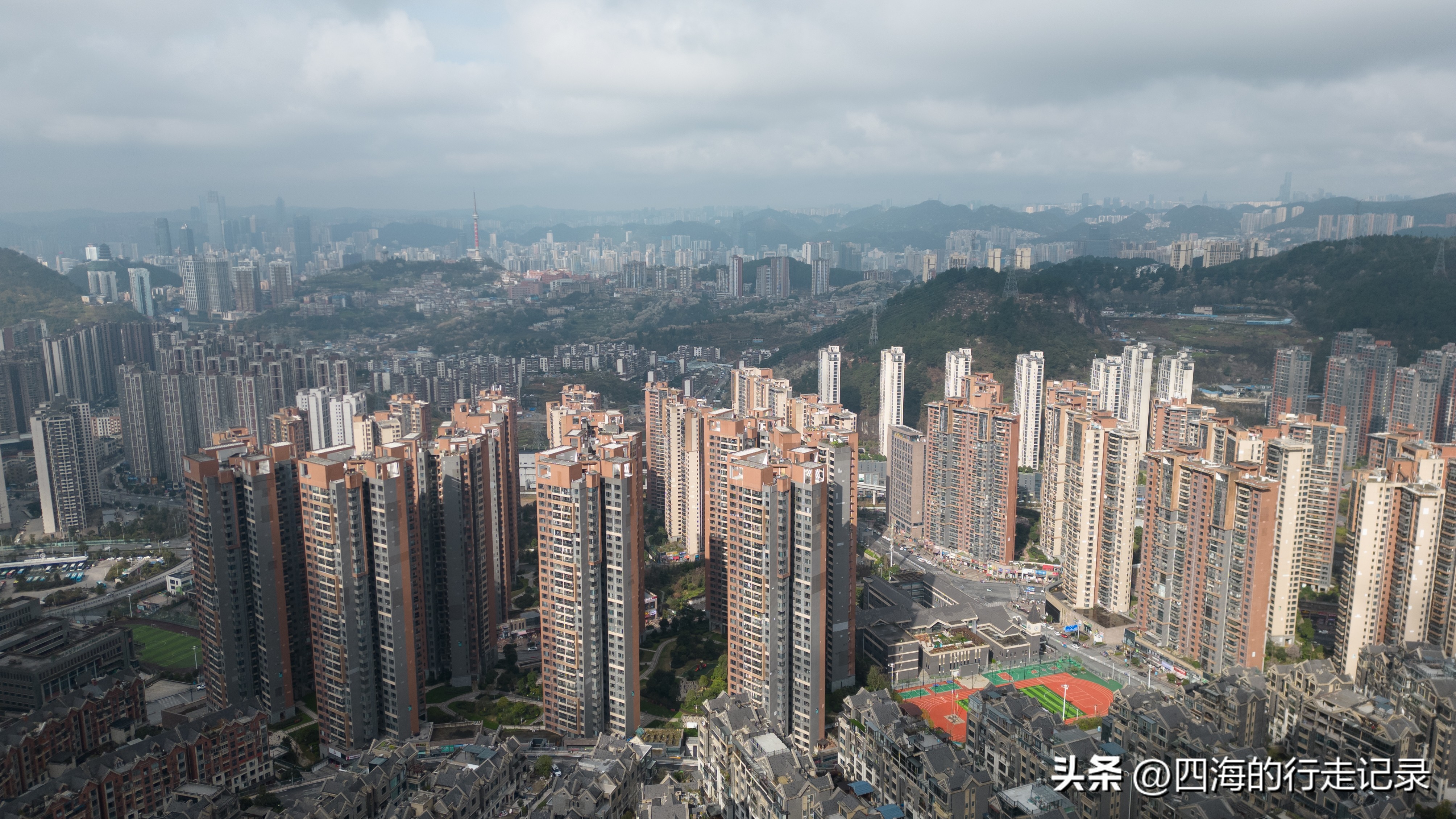 贵阳市未来方舟航拍视频,贵阳市未来方舟云岩航拍