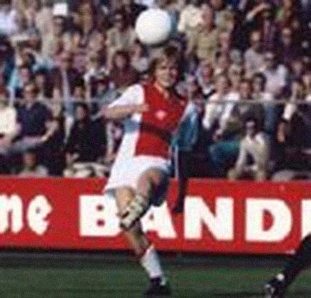 欧洲杯芬兰和丹麦预选赛,世界杯6.13丹麦vs芬兰