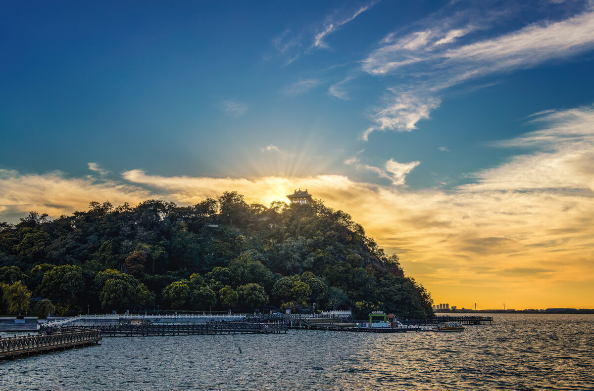 镇江养老服务排名,镇江定居养老真实感受