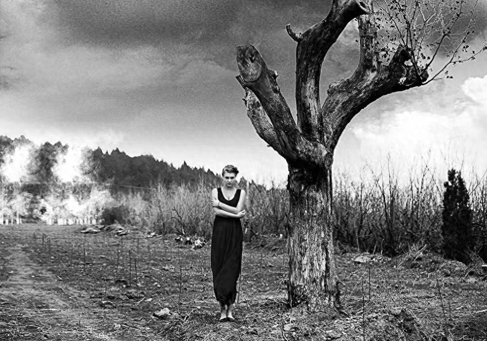 丧钟为谁而鸣用英语怎么说,丧钟为谁而鸣原文英文版