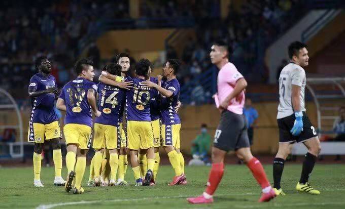 足球俱乐部辟谣,足球爆料有真有假