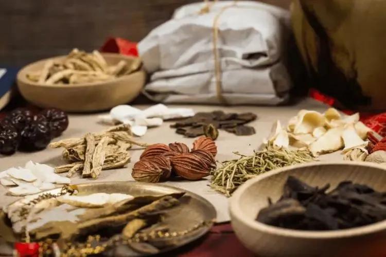 吃的中药寒凉会引起感冒吗,吃寒凉中药多了严重伤脾胃怎么办