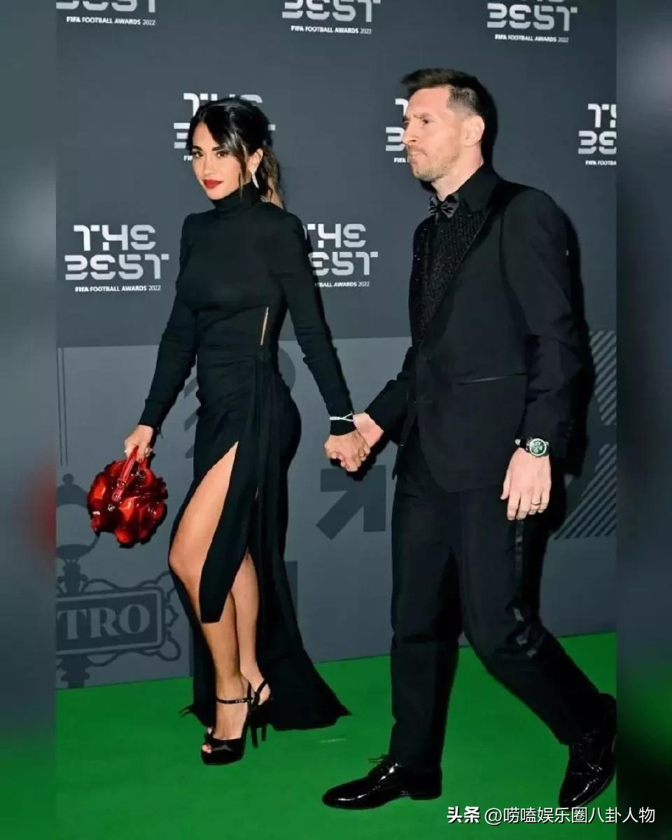 梅西和老婆同框大秀,梅西老婆手拿战靴