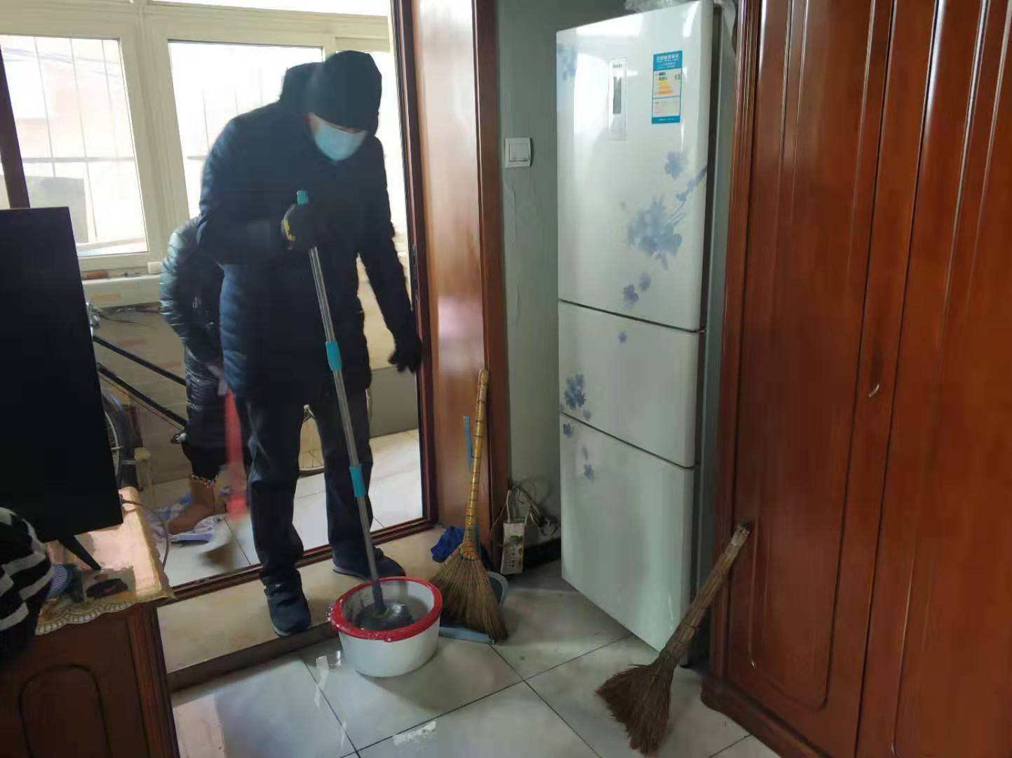 房屋漏水有彻底解决方法吗,墙上漏水如何彻底解决