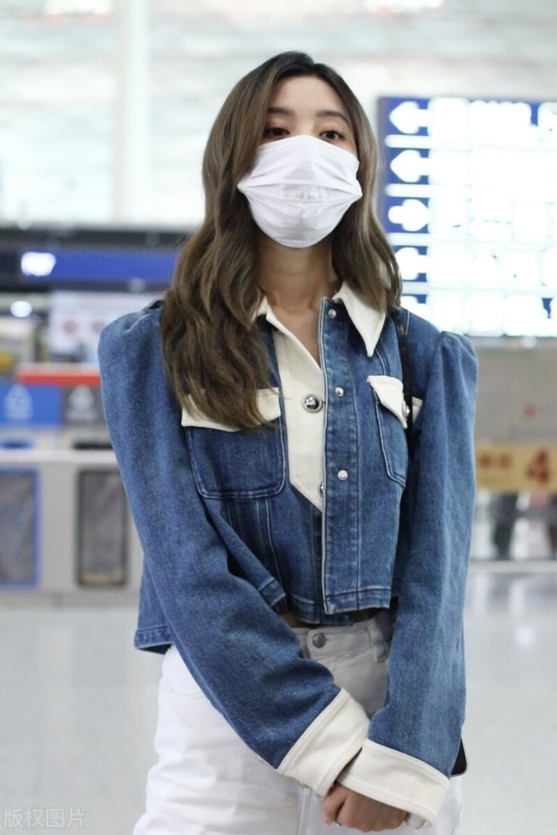 徐艺洋牛仔套装搭配,徐艺洋紧身牛仔裤穿搭