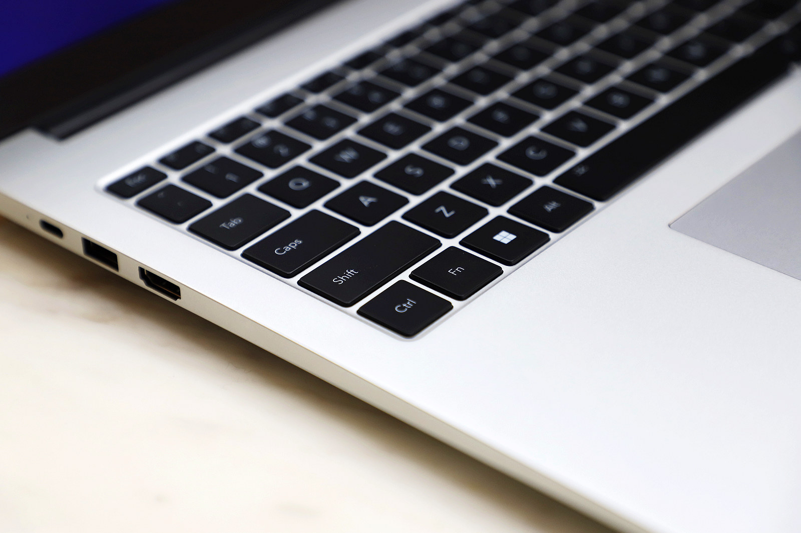 荣耀magicbook16pro体验85w满血144hz,荣耀magicbook16pro与小新pro16