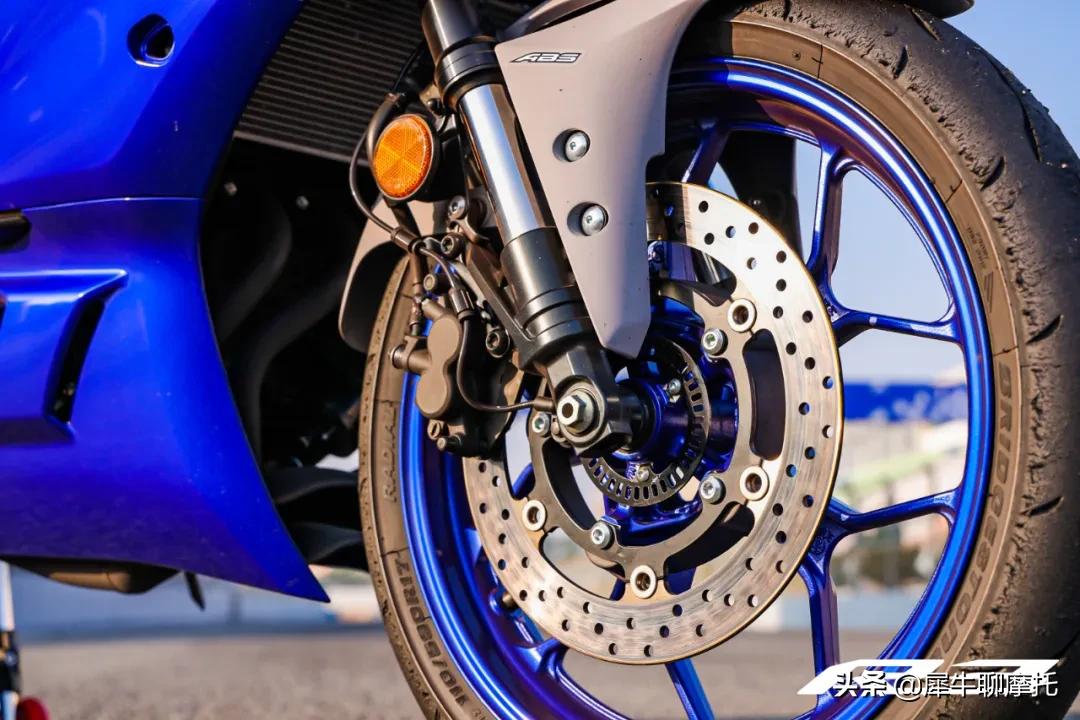 雅马哈r3过弯,雅马哈r3跑山路