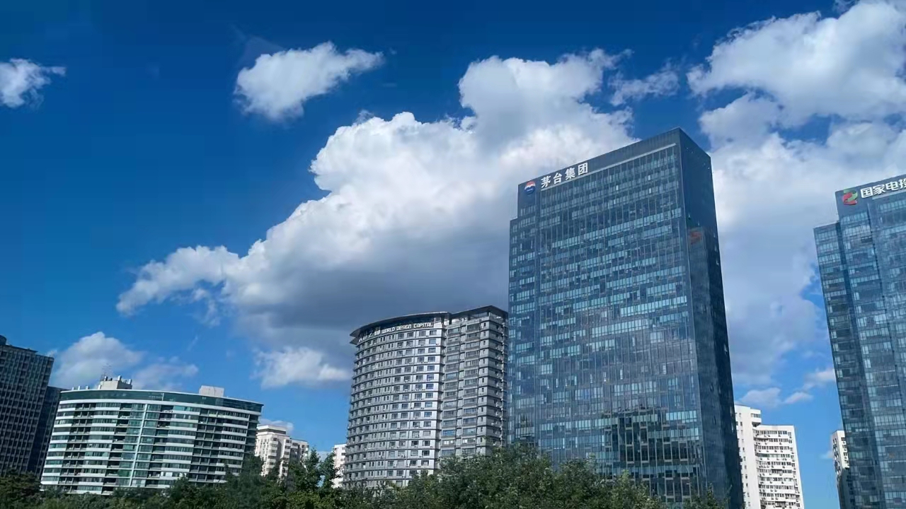 在北京买房：临街楼栋可以买吗，居住体验会很差吗？