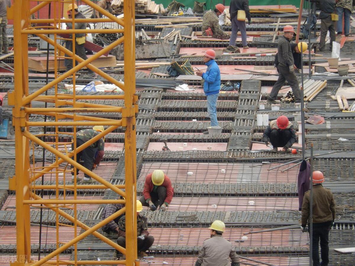 三个人赚钱的故事,三个赚钱的经典案例