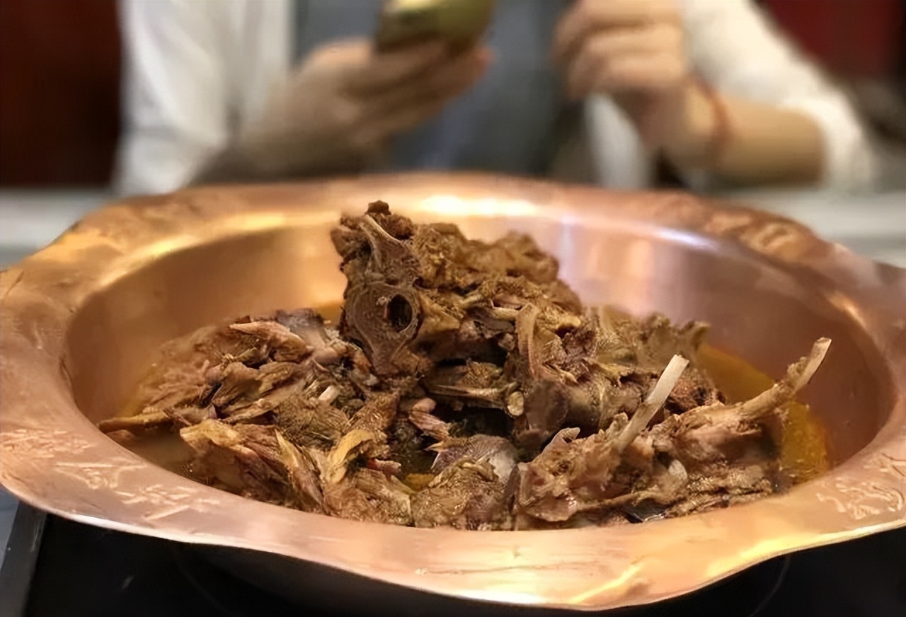 江湖上最霸气菜名,最个性的江湖菜店名