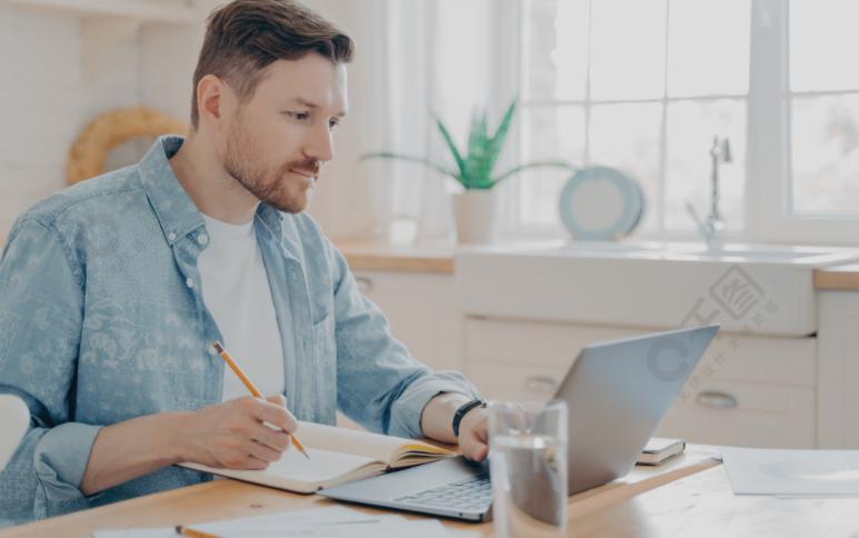 哪些职业是自由职业,啥是自由职业工作者