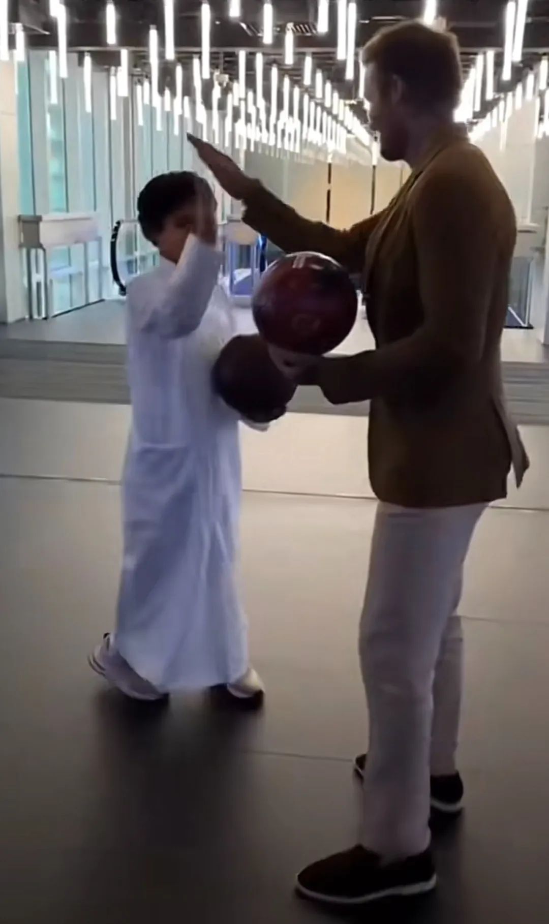 世界杯帅气球员西装,世界杯阿根廷男模队西装照高清