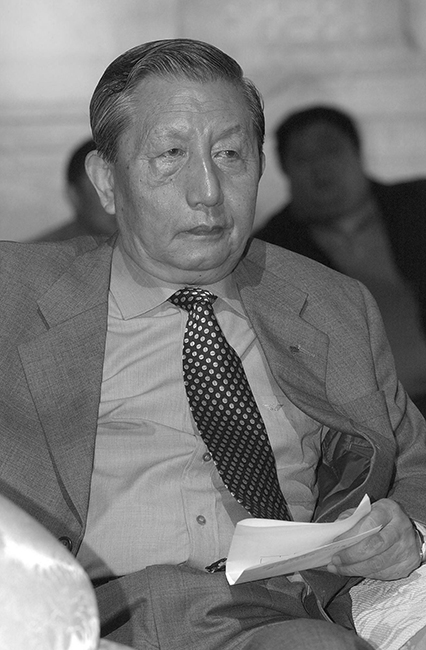 前国足主帅陈成达,足球名宿陈成达