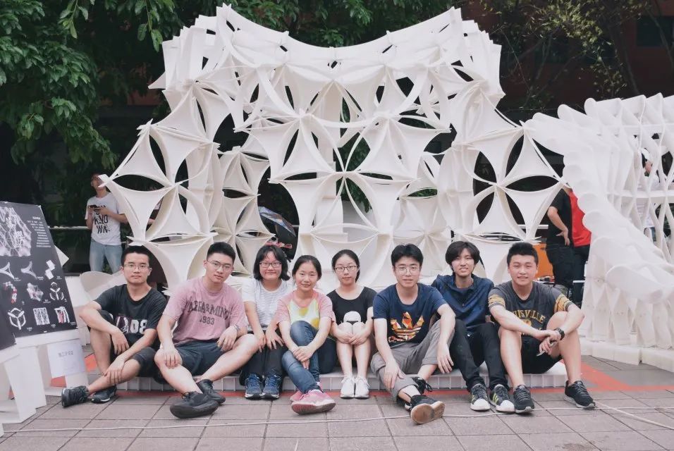 如果你认识建筑系幸周澜屹……