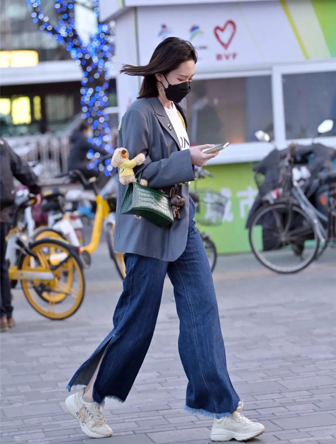 大牌包包街拍ysl,dior包包街拍