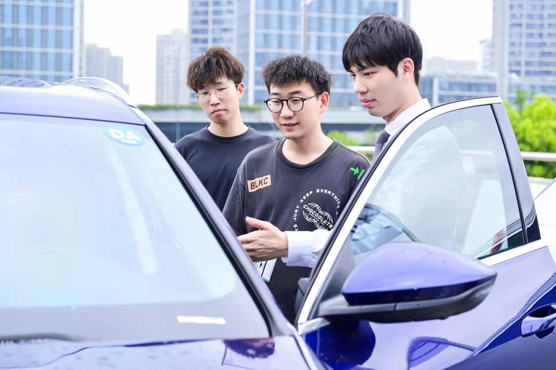 触手可及的高品质二手车,触手可及的高级品质