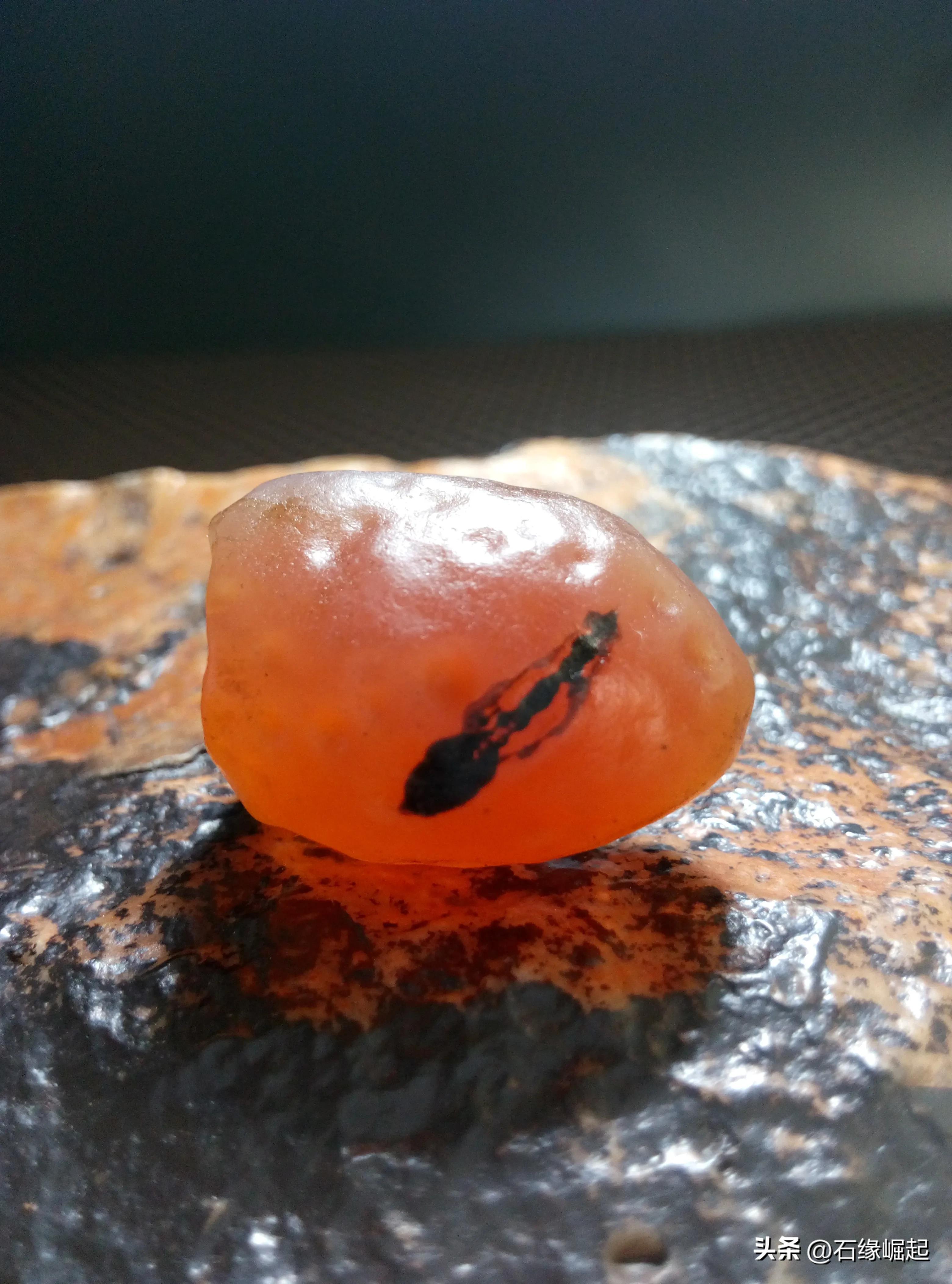 糖心玛瑙值得收藏吗,蓝色糖心玛瑙的寓意