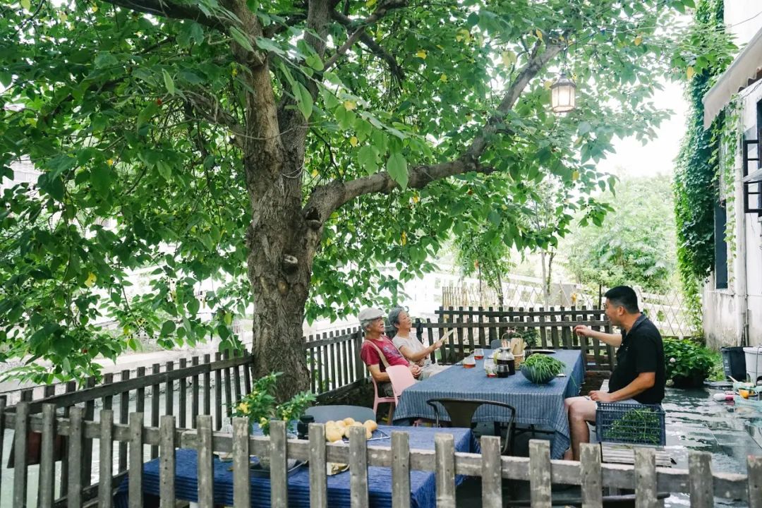 回归乡村的年轻人：自耕自食，无需财务自由