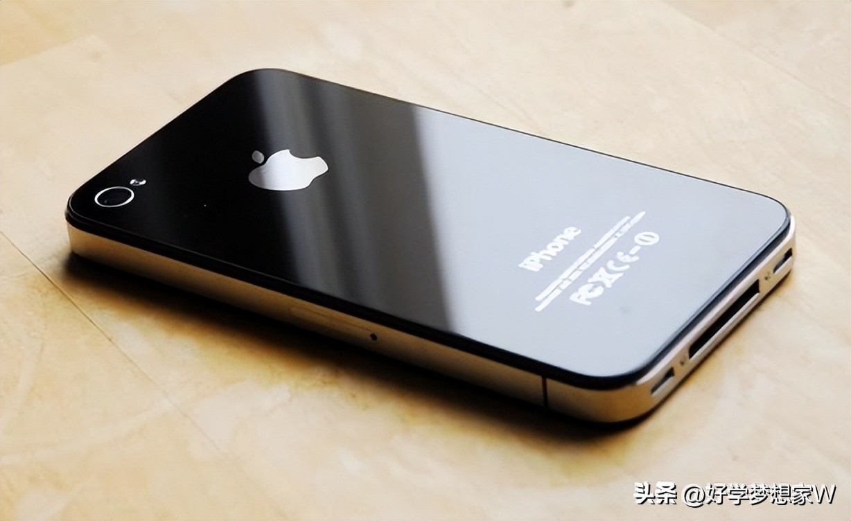 iphone4有没有耳机孔,iphone4支持双卡双待