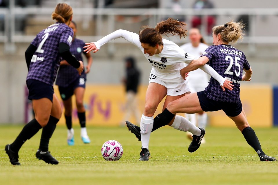 王霜国家队高光,王霜首发进球视频