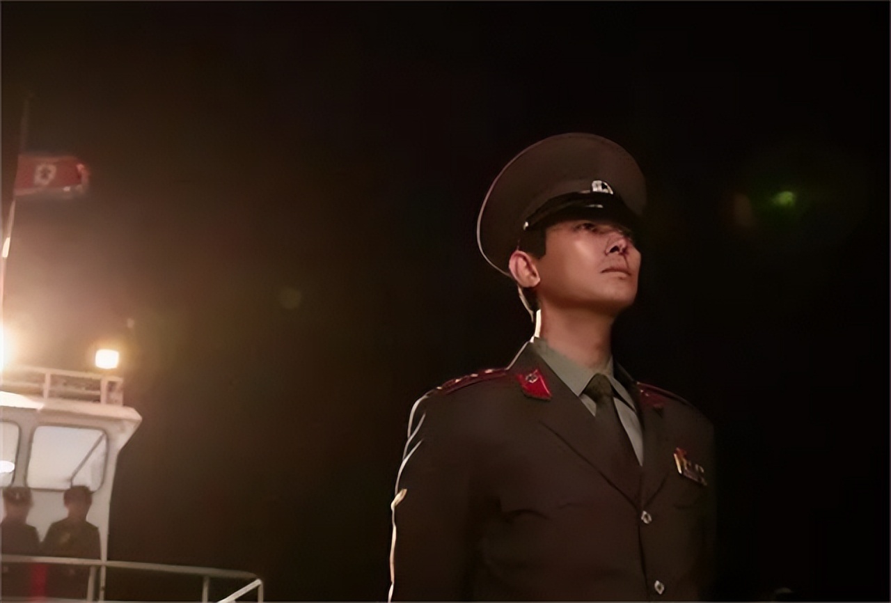 96年，韩国最强特工会见朝鲜领袖前：强忍痛苦将*听窃**器塞入尿道