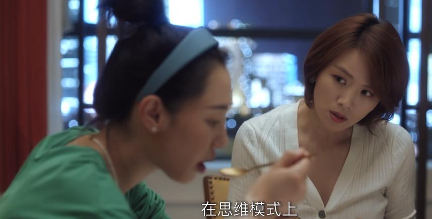 长相酷似刘涛的曹曦文,撞脸明星陈思诚