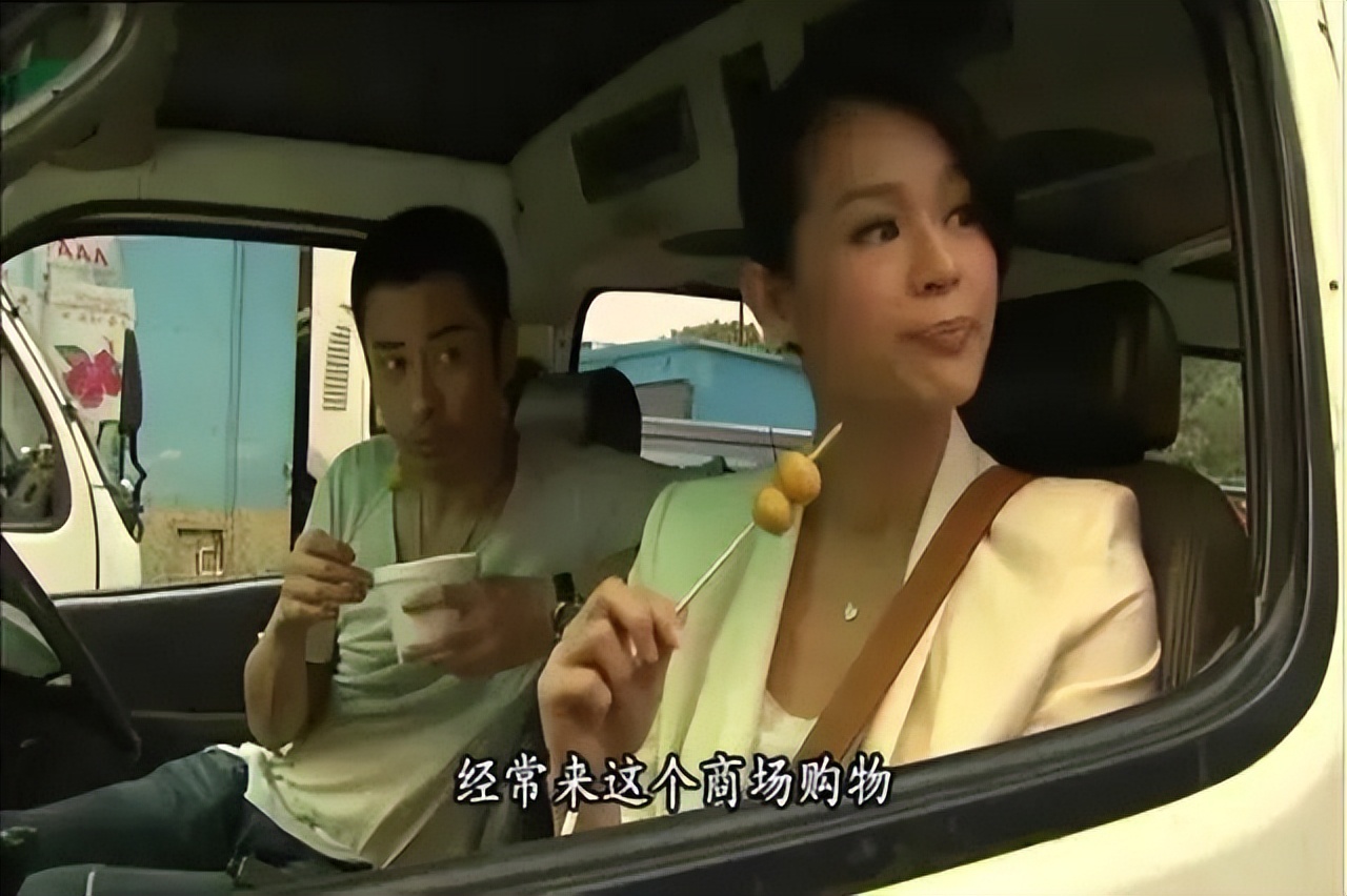 想食Law霸手上个件蛋挞-香港深水埗美食