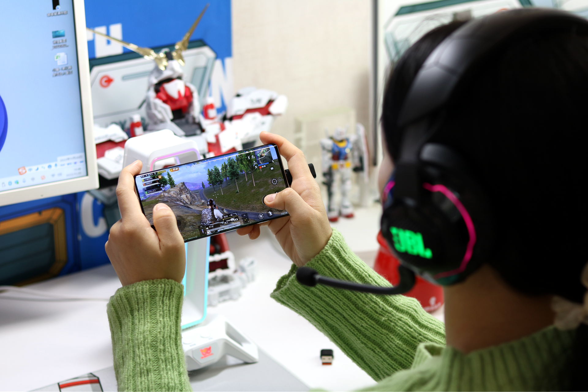 jbl头戴式耳机评测,2000元买头戴耳机值吗