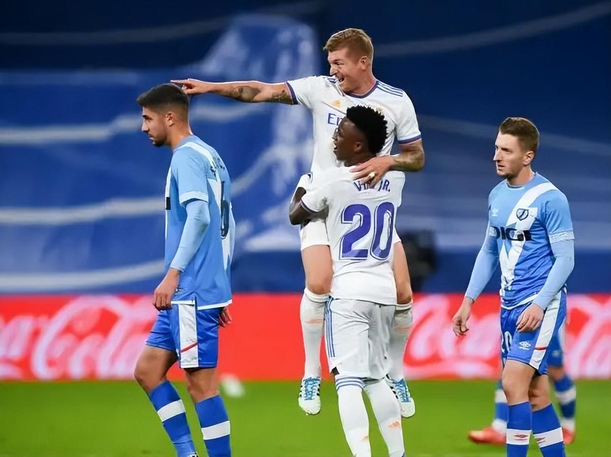 莫德里奇吊射世界波集锦,莫德里奇足坛历史地位排名