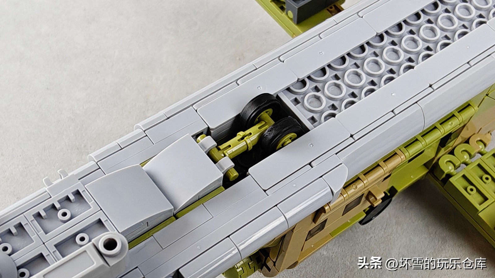 小鲁班积木is2重型坦克,小鲁班积木j20