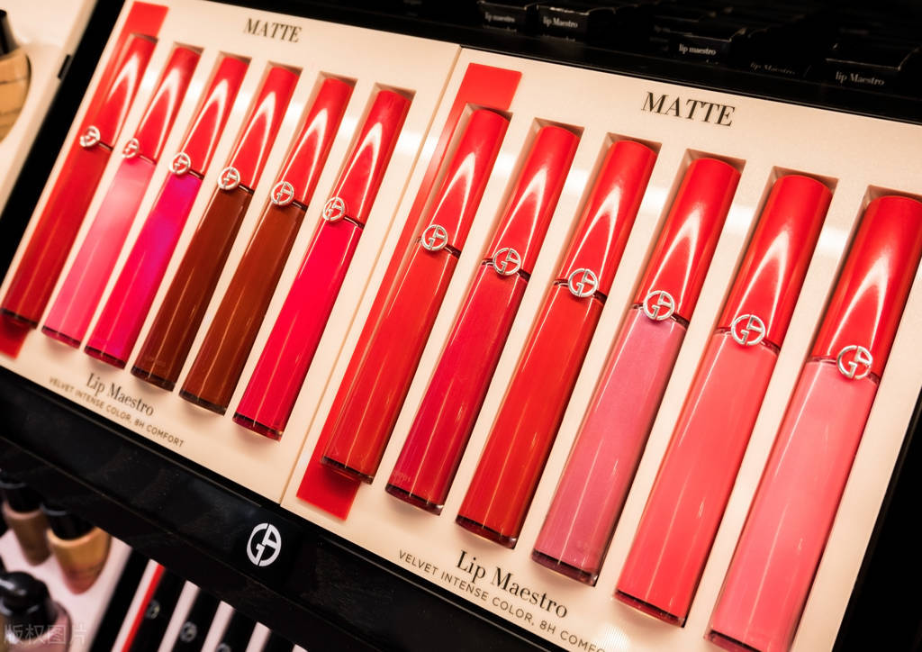 各大牌子口红哪一款最好用,女生一般喜欢什么牌子的口红