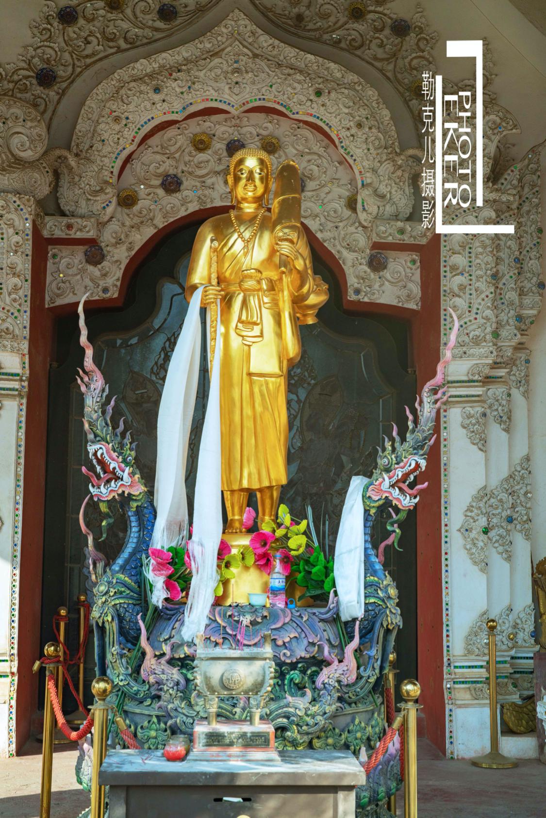 骂版纳是因为你没走出告庄玩版纳跟着小姐姐们走你才晓得味道