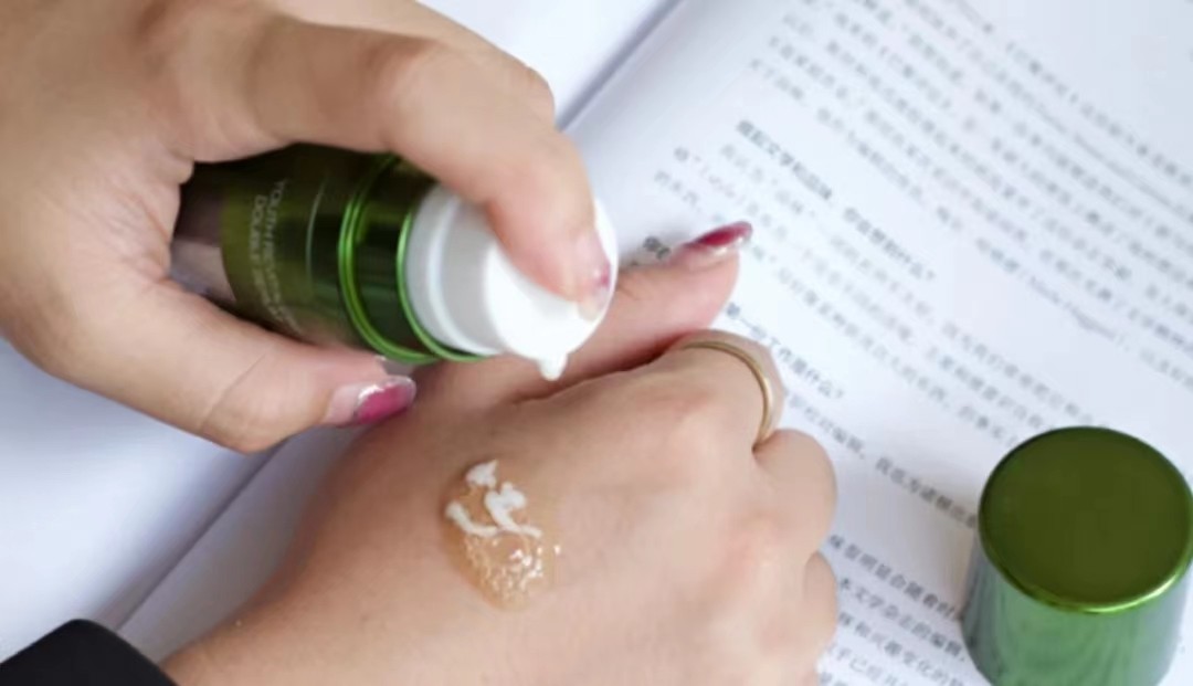 大牌精华怎么选不踩雷,热门大牌精华怎么选好用