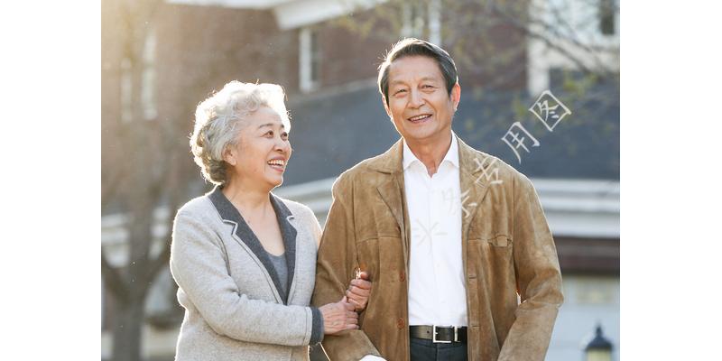 35岁老处女自述：嫁给48岁大哥，每到深夜，才懂得做女人的幸福！