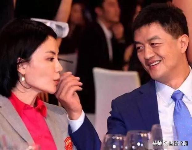 当初王菲和李亚鹏怎么走到一起的,王菲和李亚鹏怎么走到一起的